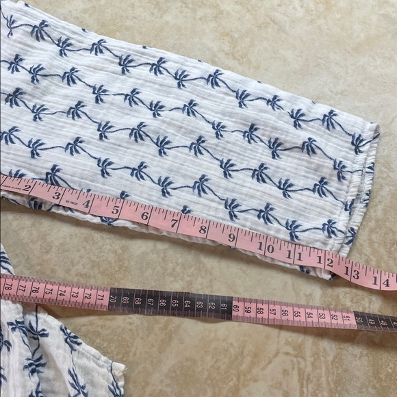 Talbots XL Palm Tree Button Down Shirt White Blue 100% Cotton Resort Top Long - Picture 6 of 9